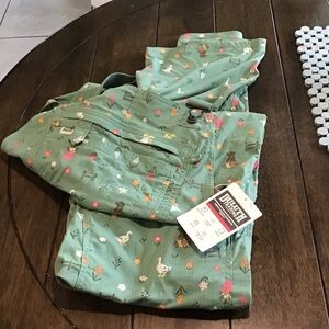 Duluth Trading Co Green ducks and boots